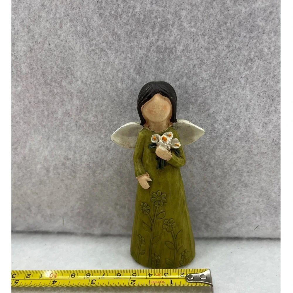 Willow‎ tree Angel Figurine Gr Floral Gown Holding Lilies Resin Statue 4.5 Inch